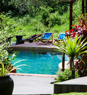 Enjoy the pool area at Hillside Eco Friendly Lodge - Luang prabang - Laos